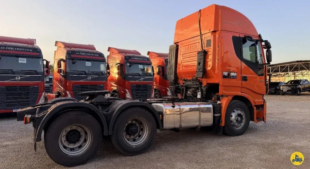 2014/2014<br>TETO ALTO<br>AUTOMÁTICO - Foto 5