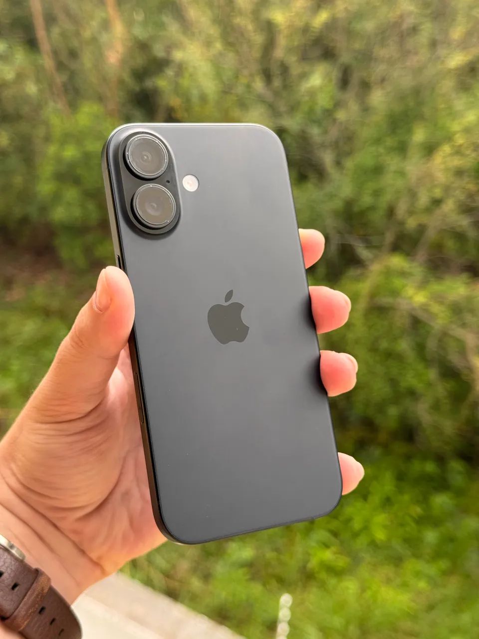 iPhone 16 128GB Preto  - Foto 2