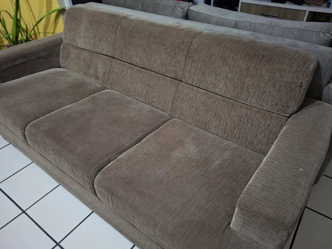 Sofá 3 lugares - Foto 2