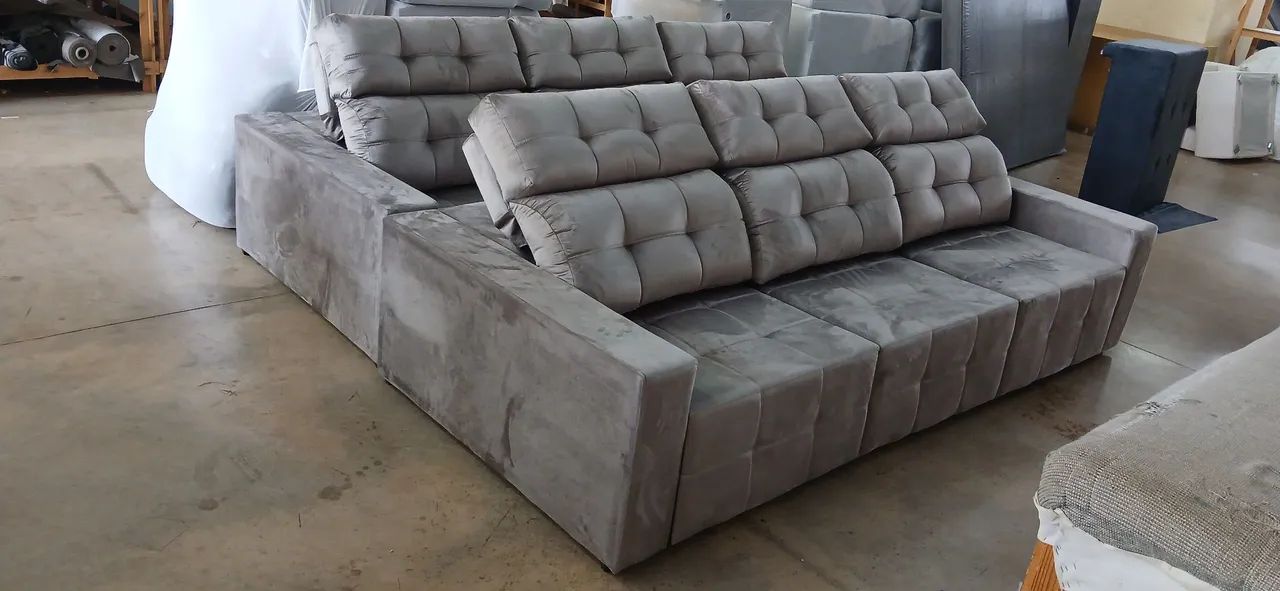 Sofá Retrátil e Reclinável