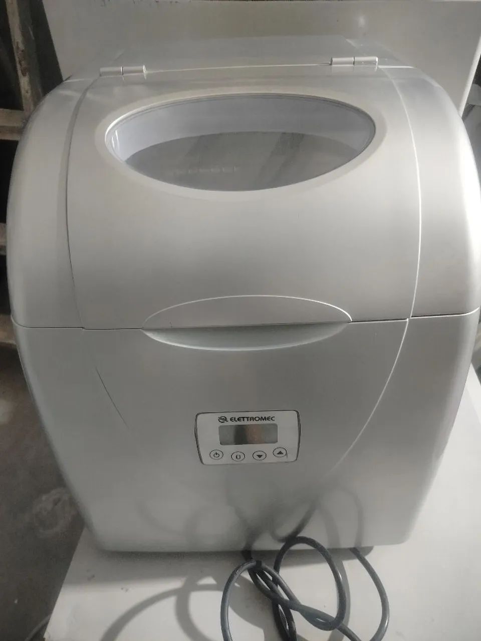 Máquina de gelo elettromec 