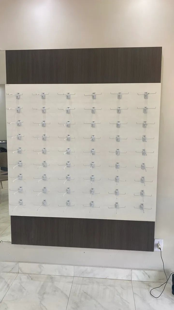 Painel para acessórios 