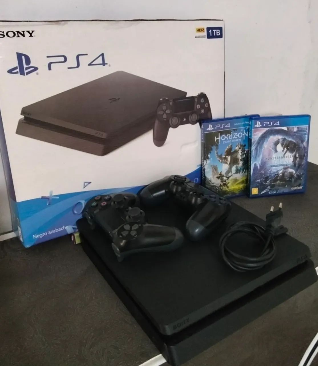 Ps4 slim 