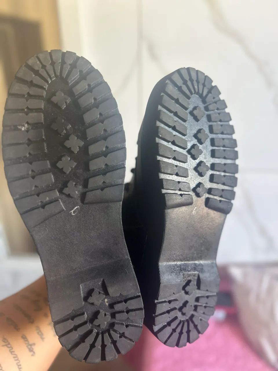 Bota nova tamanho 36  - Foto 3