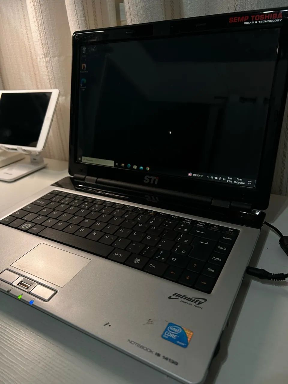 Notebook STI Semp Toshiba