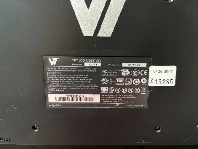 Monitor 17? V7 TFT LCD (Modelo: D1711 / D1711-B6) - Usado  - Foto 4