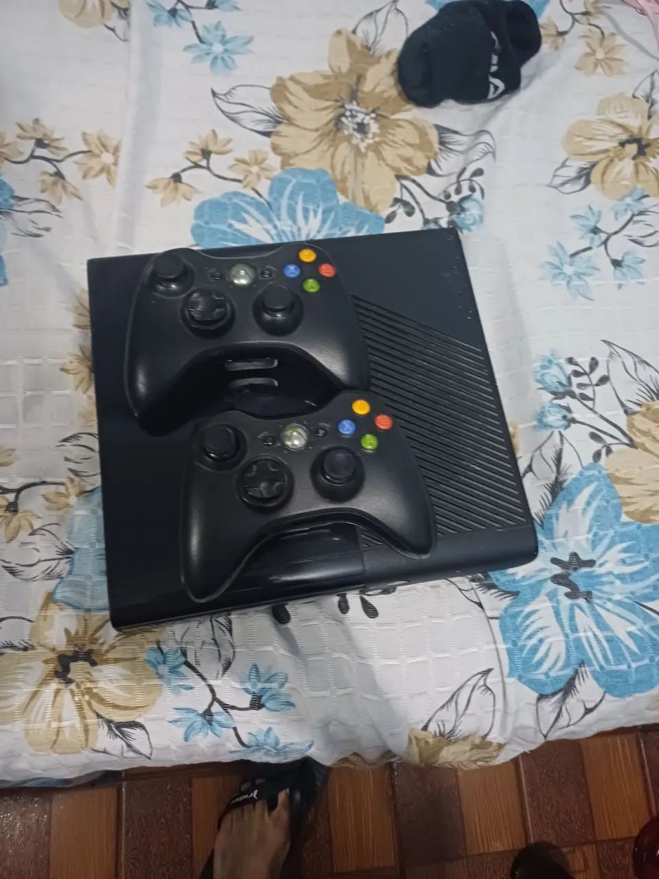 Xbox 360 4gb com kinect  - Foto 2