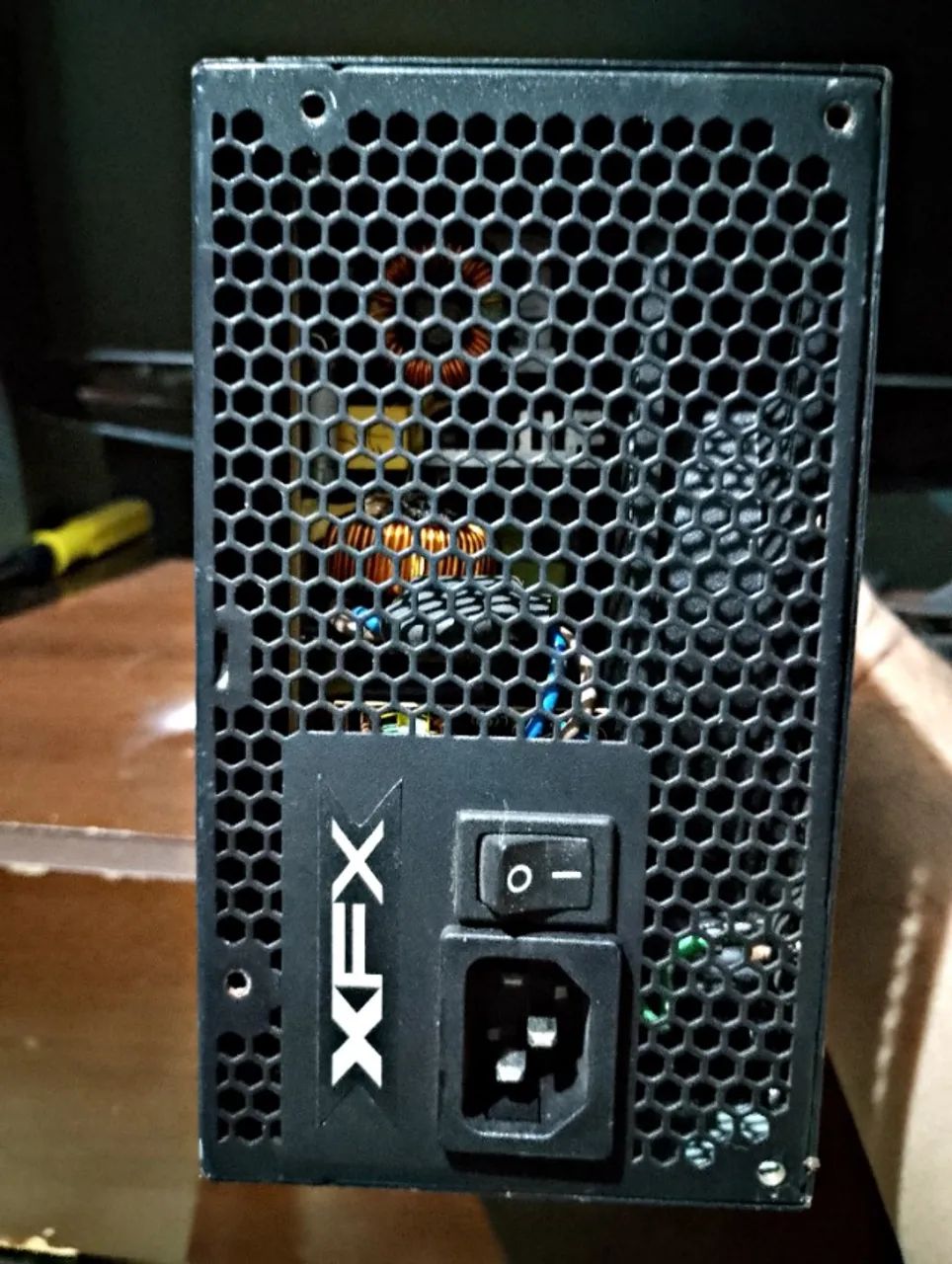 Fonte XFX PRO 450W 80 PLUS - Foto 4