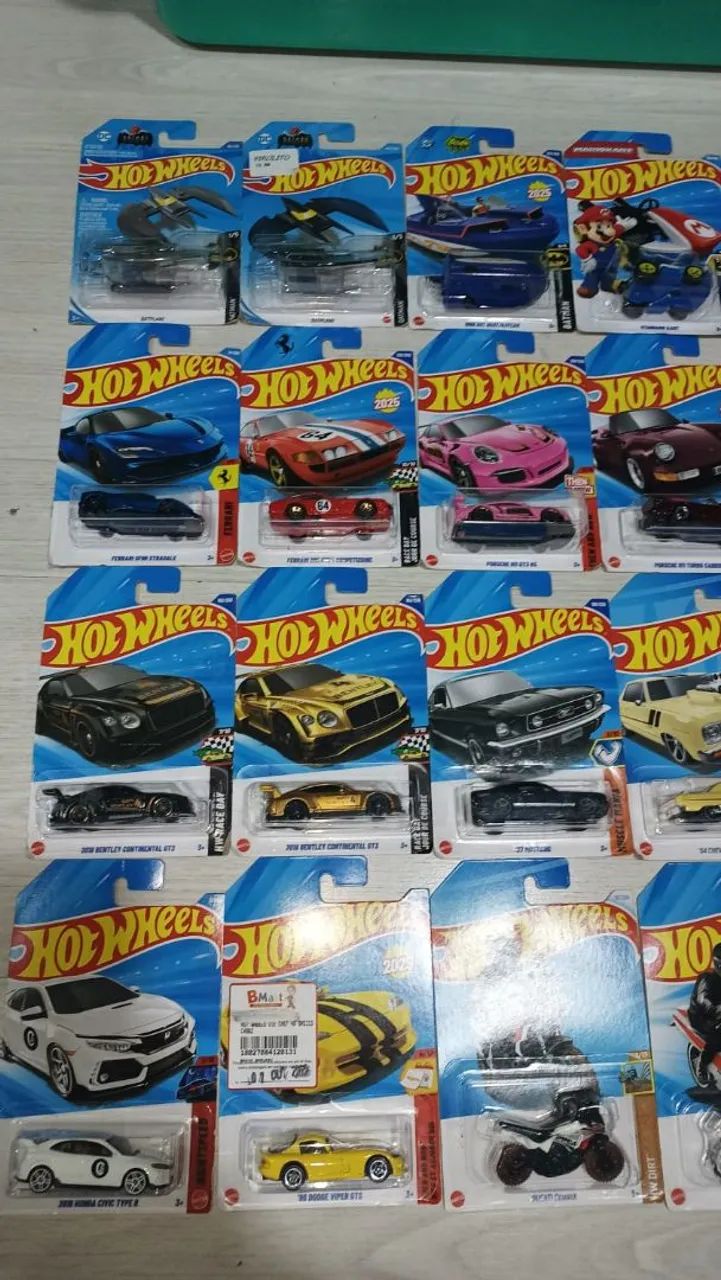 Lote com Hotwheels variados  - Foto 2