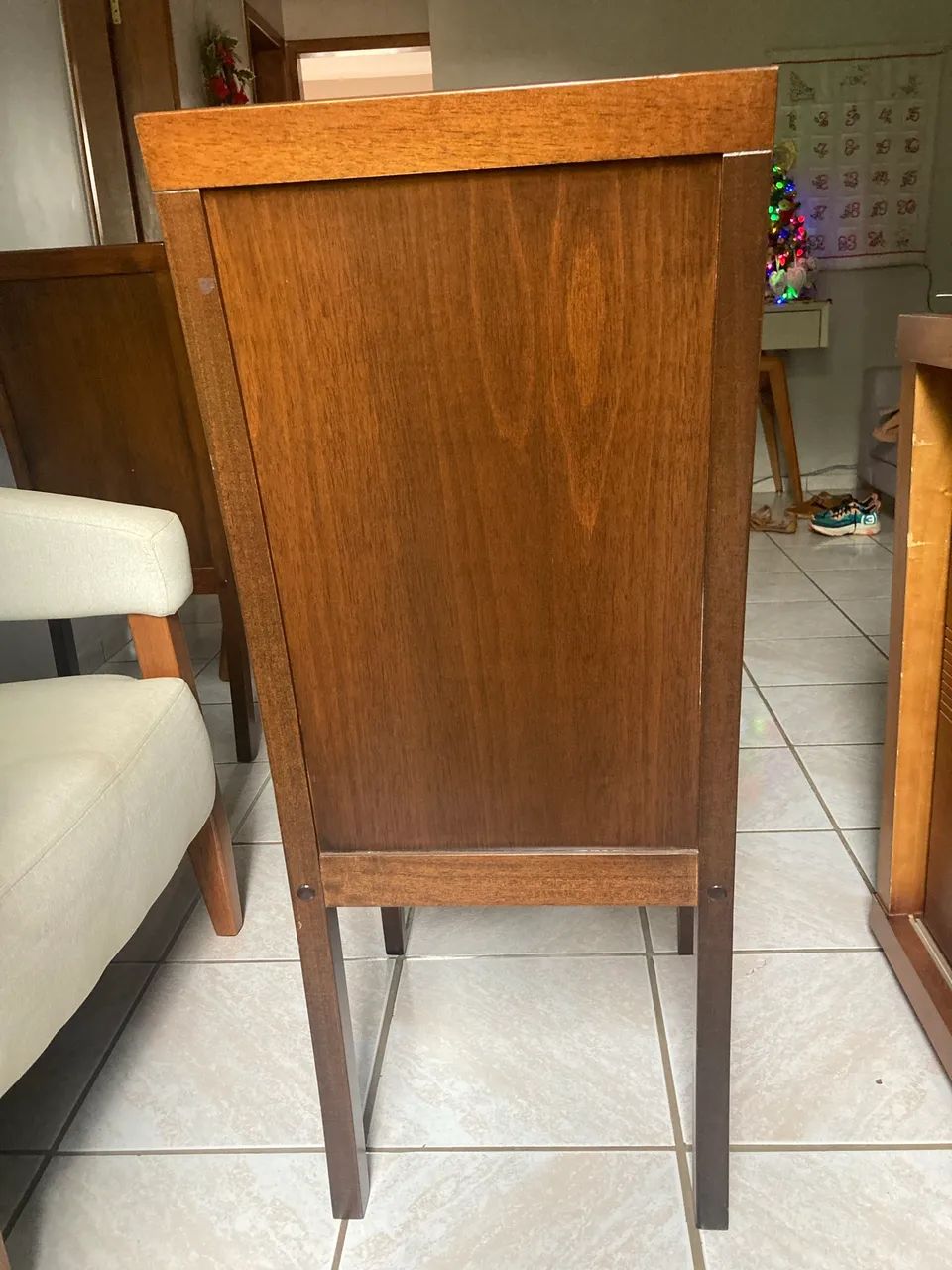 Cadeira com encosto fechado  - Foto 3