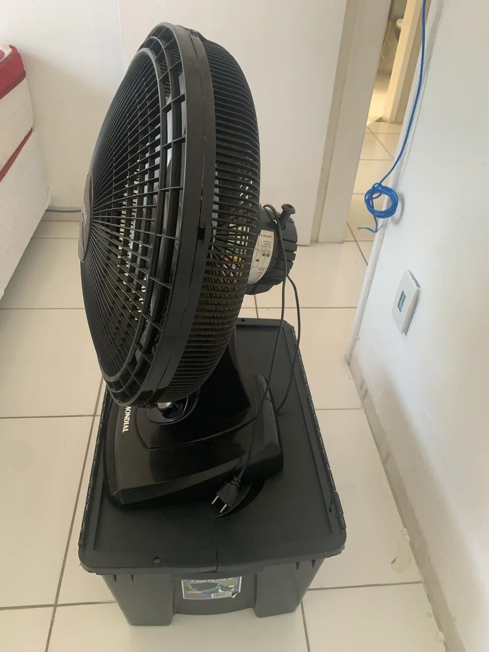 VENTILADOR / BANCO / CABIDE DE ROUPA - Foto 4