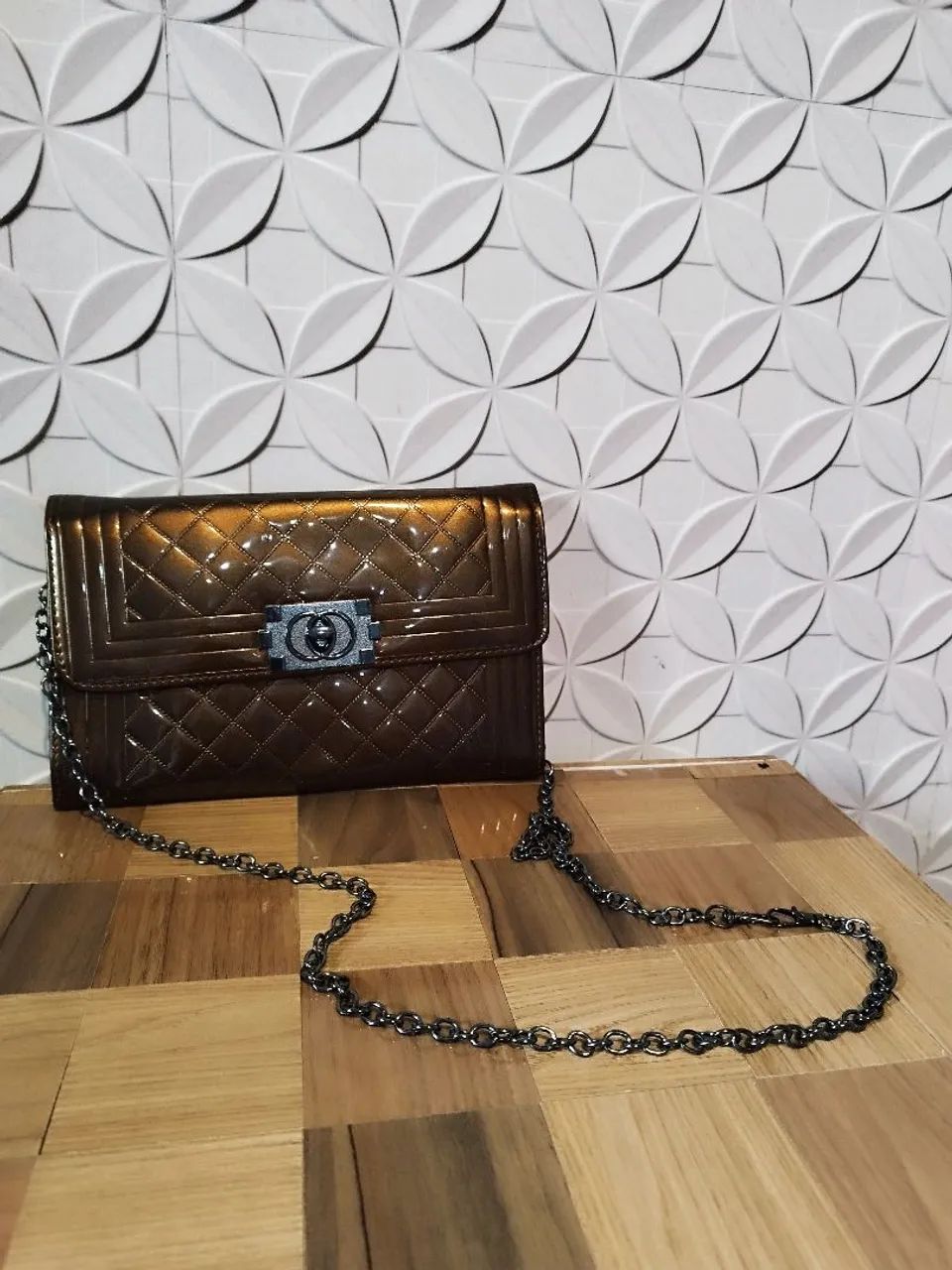 Bolsa de ombro marrom 