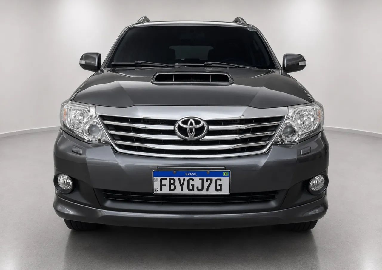 Toyota Hilux SW4 SRV D4-d 4X4 3.0 TDI Dies. AUT 2015