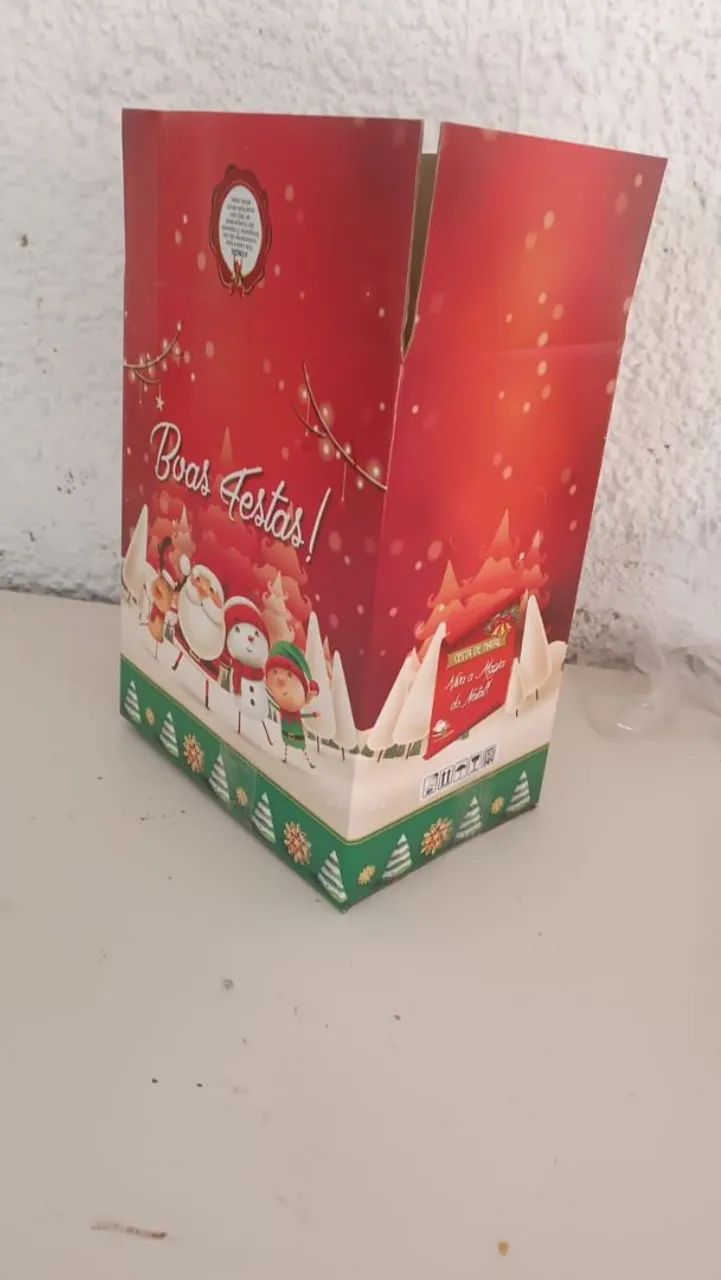 Caixa de Natal decorativa 