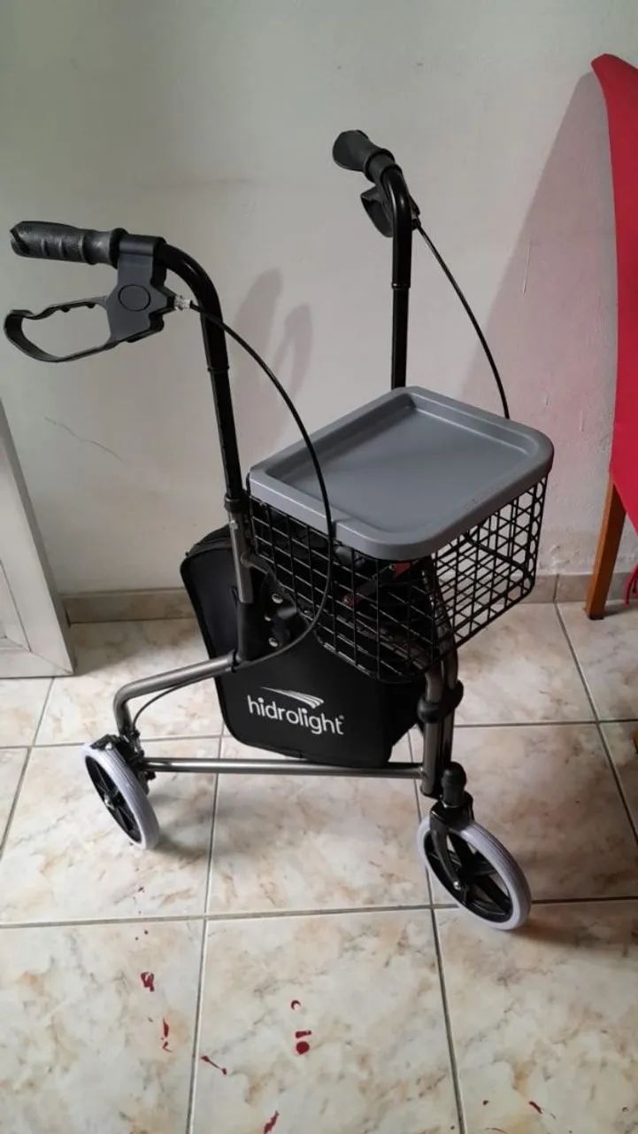 Andador Triciclo Hidrolight SC301