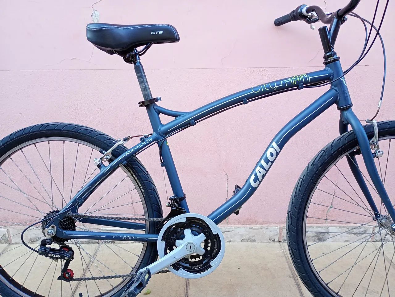 Bicicleta Caloi aro 26 excelente estado 