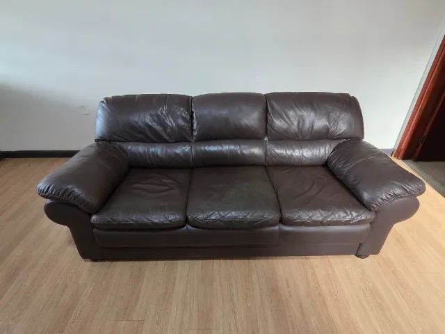 Conjunto de sofá em couro, 5 lugares. - Foto 2