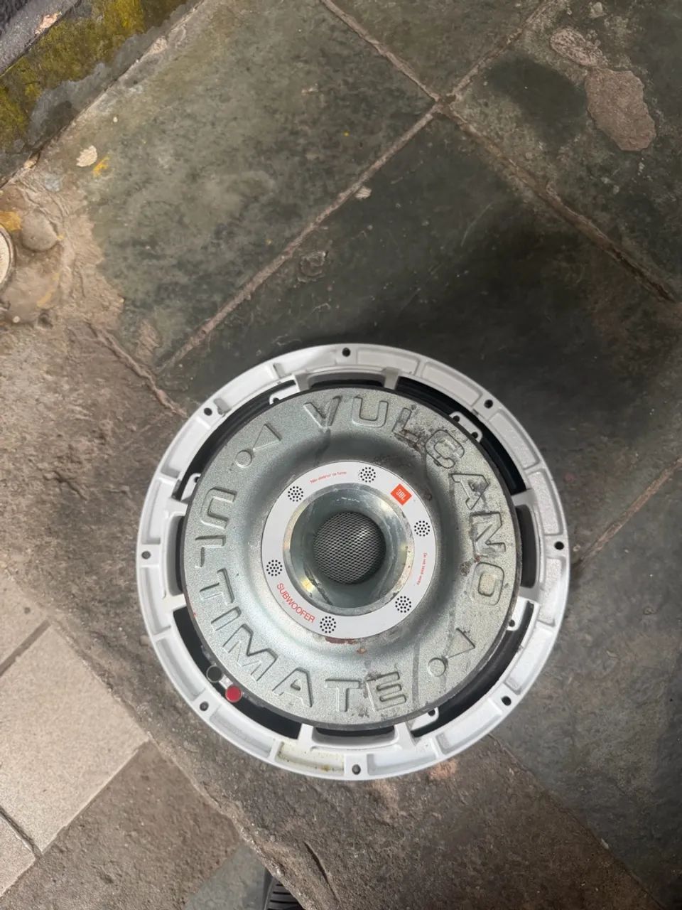 Subwoofer JBL Vulcano 3.8 - Foto 2