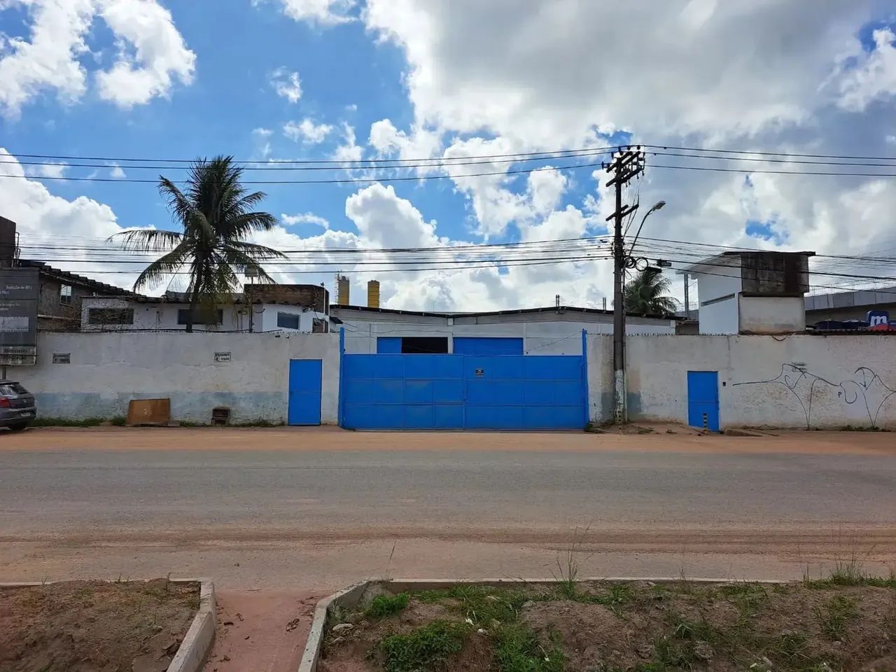 Comercial para locação em rua pública, AGUAS CLARAS, Salvador, BA - Foto 3