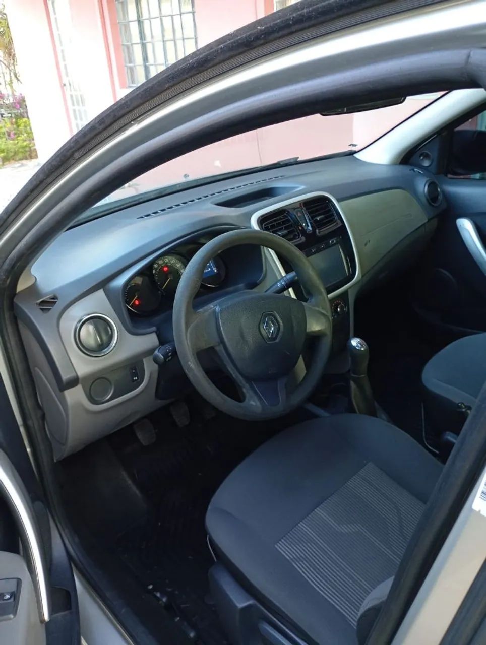 Renault Logan Expression Flex 1.0 12V 4P 2019 - Foto 4