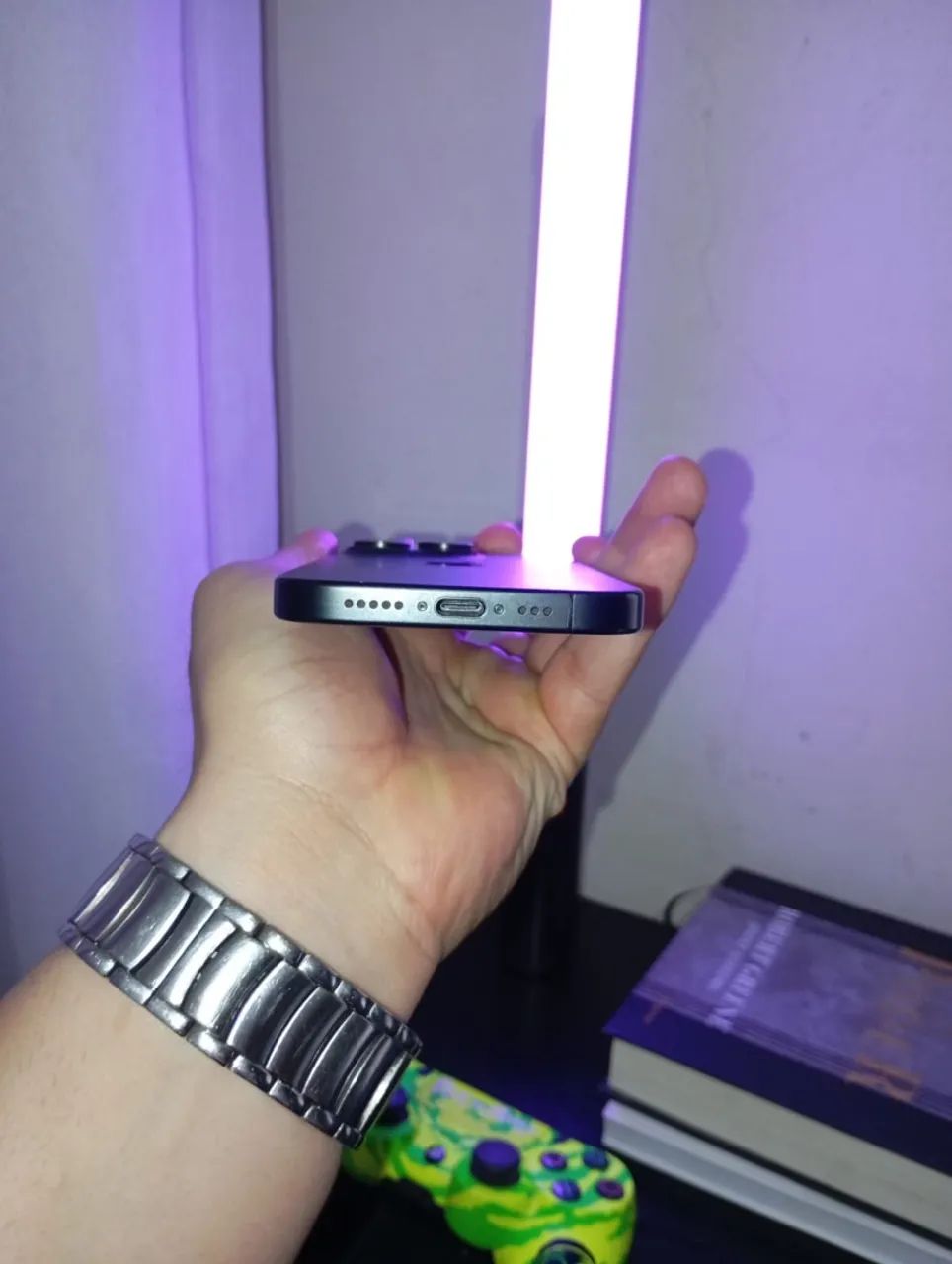 iPhone 15 Pro 256gb - 90% bateria - Foto 4