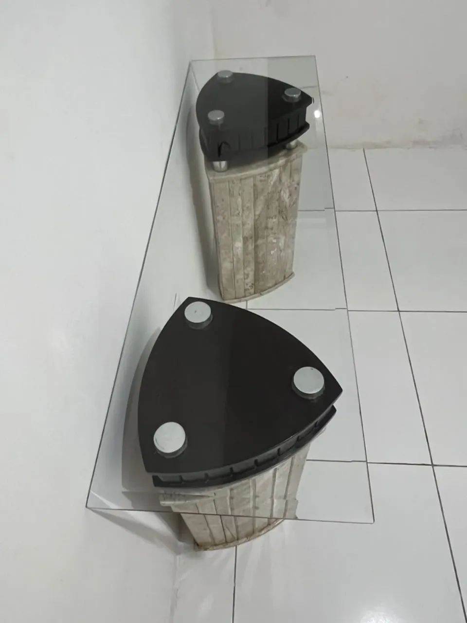 Aparador de mármore com vidro - Foto 3