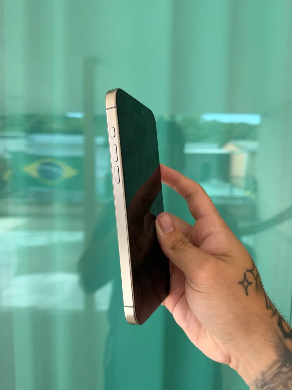 iPhone 15 Pro Max - 256 GB - Foto 4