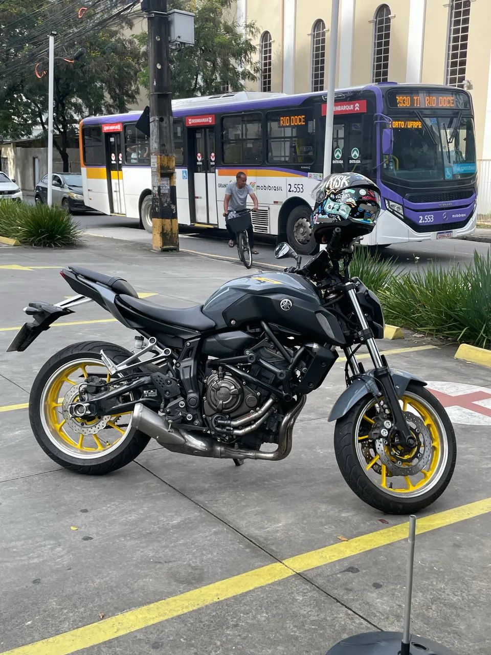 YAMAHA MT-07 - Foto 4