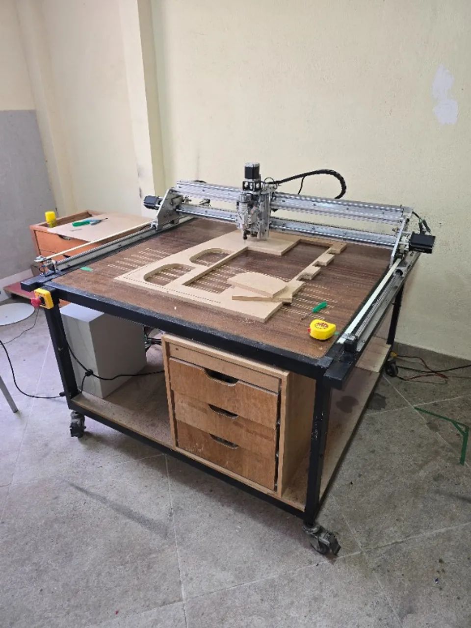 Mach Cnc Router CNC Router, 0,5Hp e Mach 3 - Máquinas para produção industrial - Campo ...