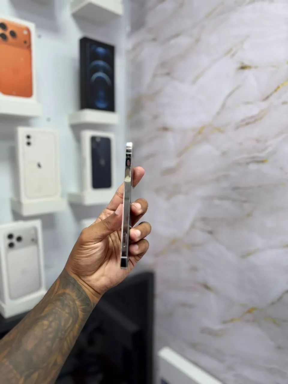 IPHONE 12 PRO 128GB <br>R$ 2.099,00 - Foto 3