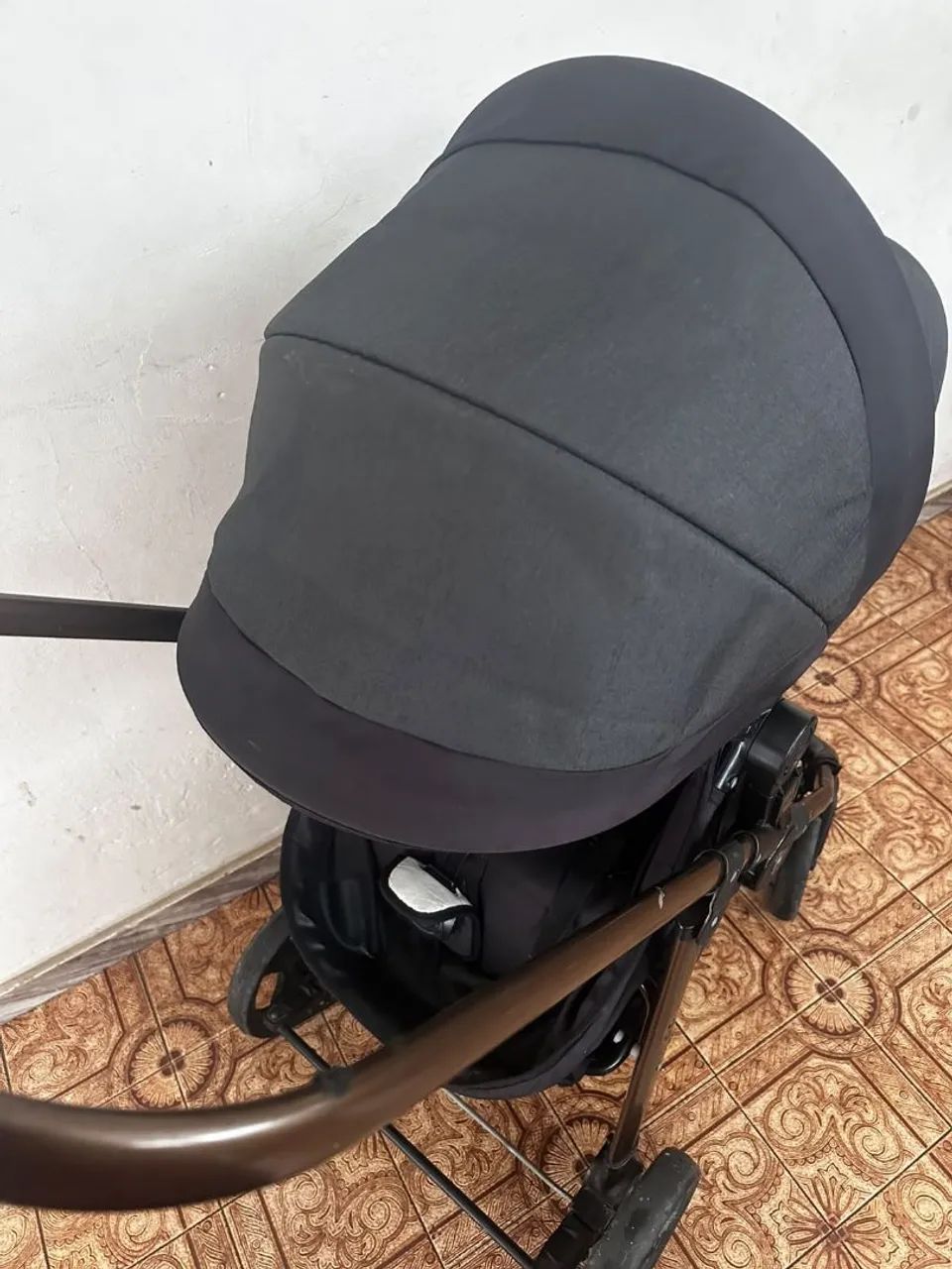 Vendo carrinho de bebê Galzerano completo  - Foto 2