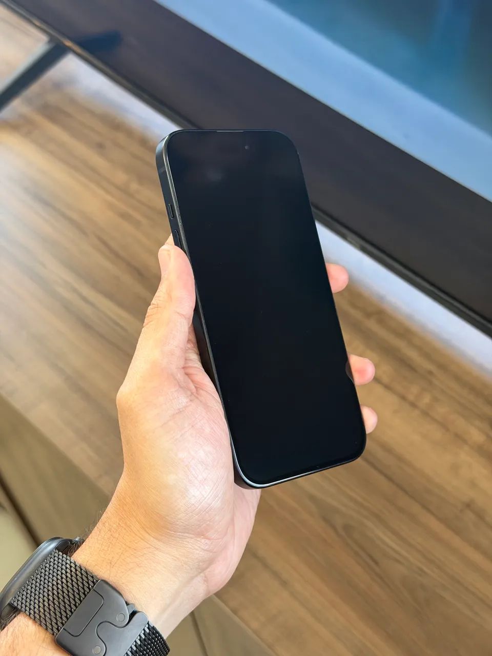 iPhone 15 128gb Preto Seminovo Excelente  - Foto 4