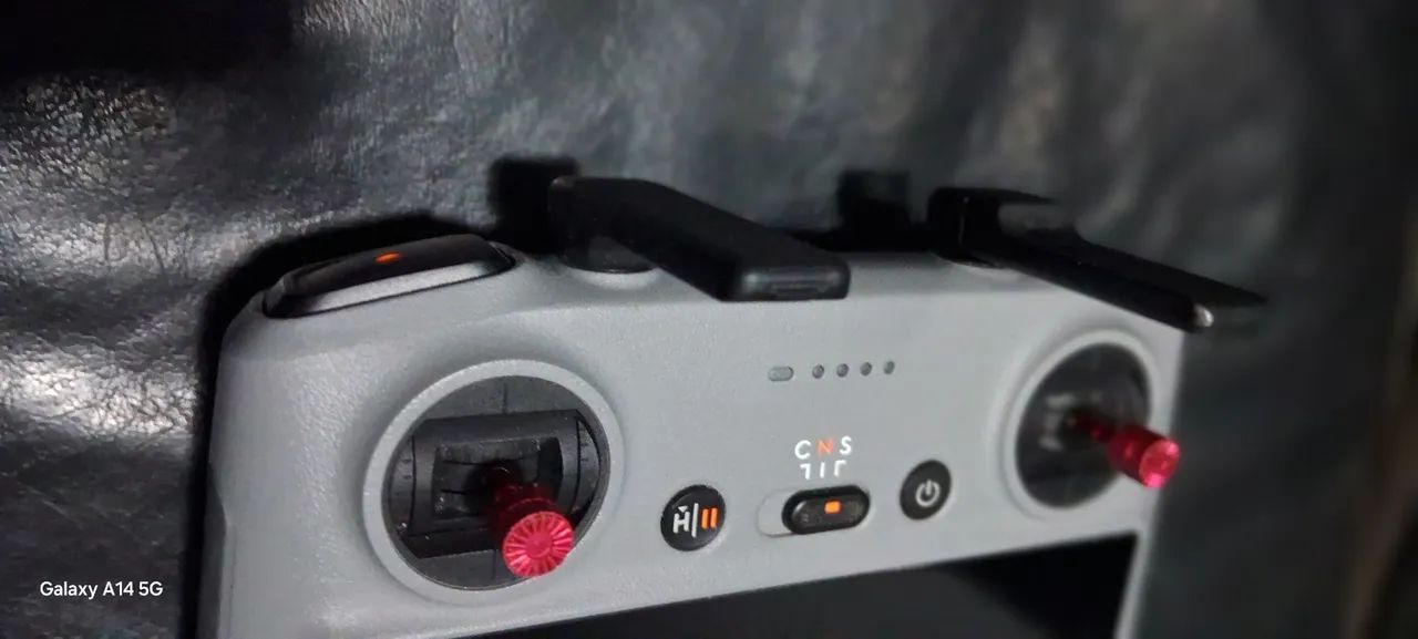 DJI RC2 ZERO Troco por Radio sem Tela e Celular - Foto 3