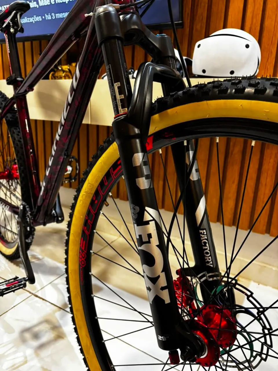 Bicicleta Specialized toda personalizada. - Foto 2