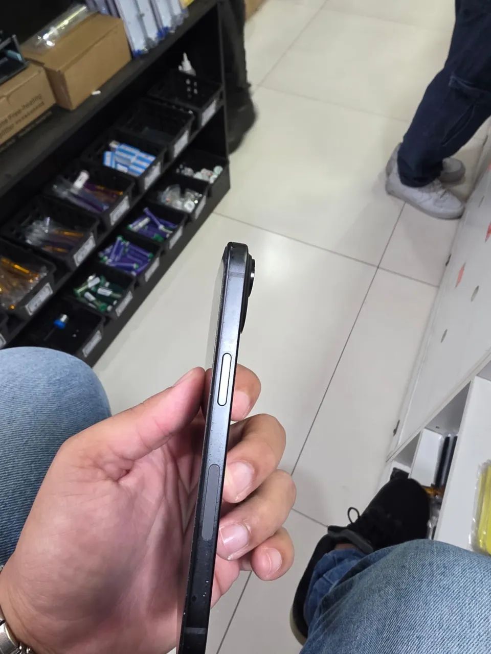 Vendo iPhone 15 - Foto 4