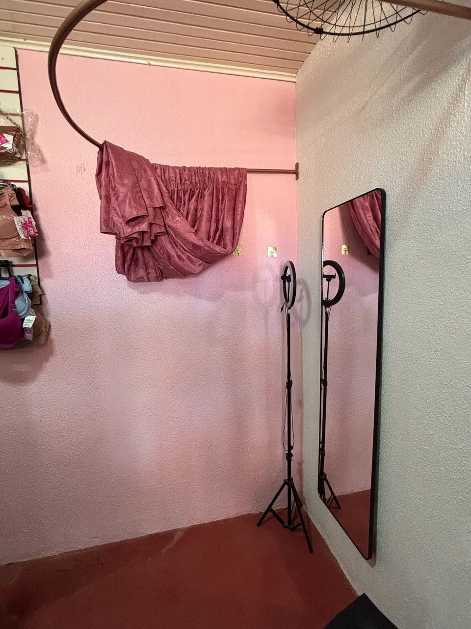 Loja de roupa a venda  - Foto 5