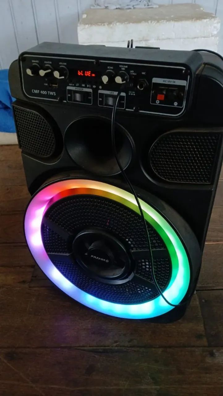 Vende-se caixa de som via Bluetooth excelente som - Foto 2