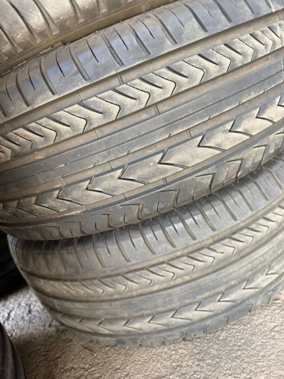 Pneu 205/55/17 Hifly 85 % vida útil - Peças para carros, vans e