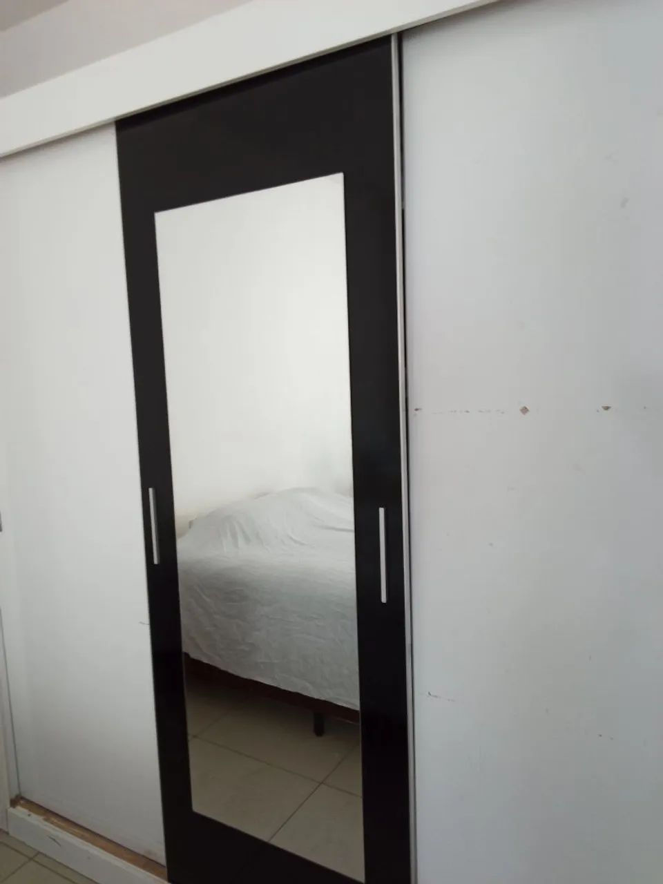 Guarda roupa usado 03 portas  - Foto 3