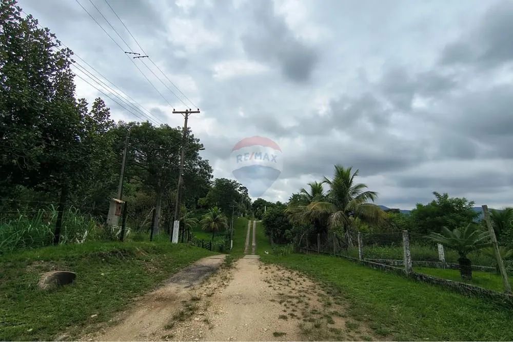 Área / Sítio à Venda  10.000m² - Estuda Permuta - Ubatiba  Maricá/RJ