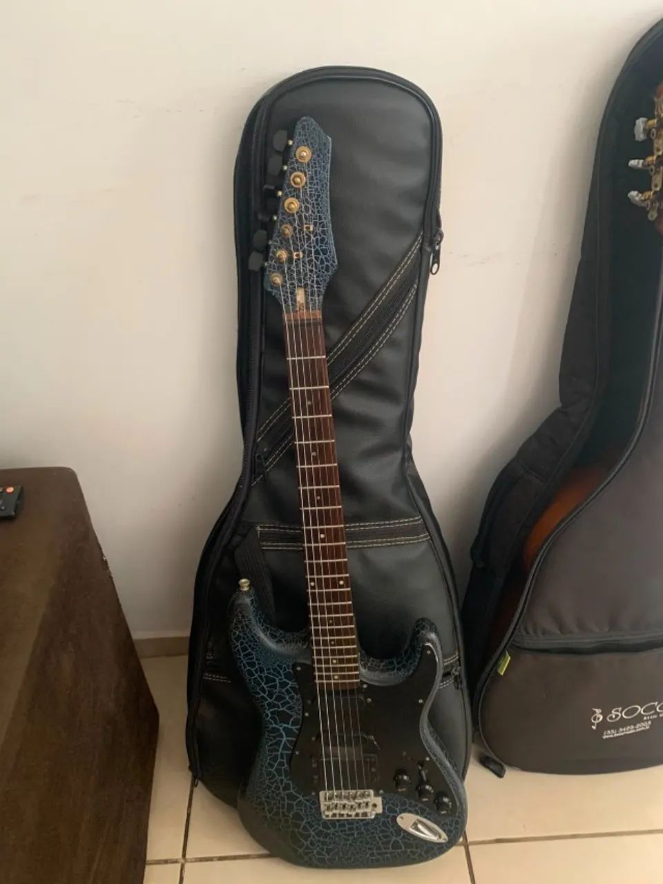 Guitarra com amplificador + bag e cabos - Foto 2