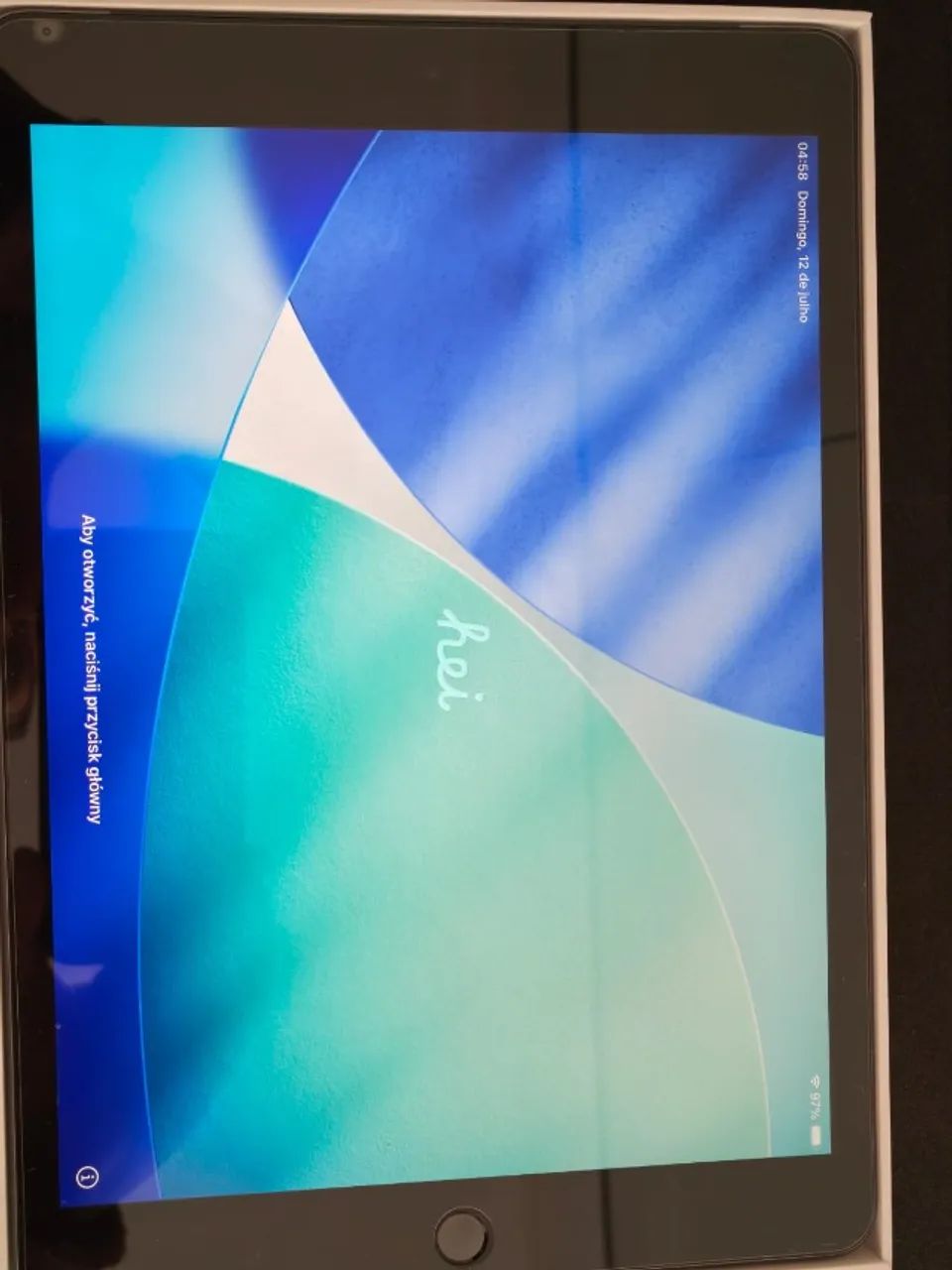 iPad Apple 9° Geração, 256 Gb. R$ 1.800,00