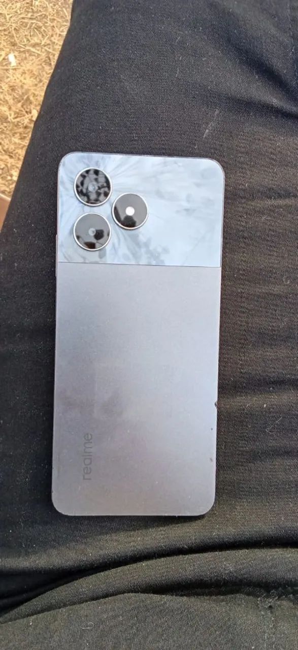 Realme note 50