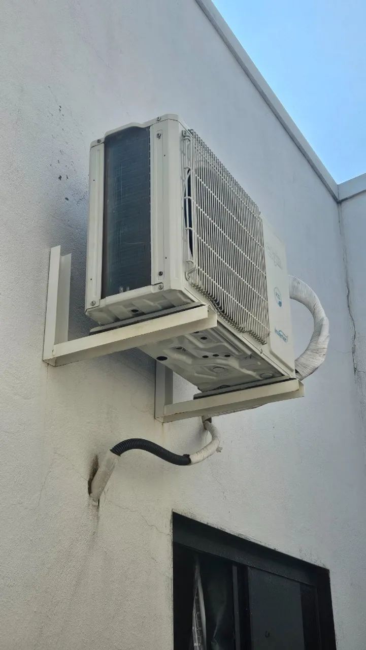 Ar-Condicionado Split 12000 BTUs 220v - Foto 3