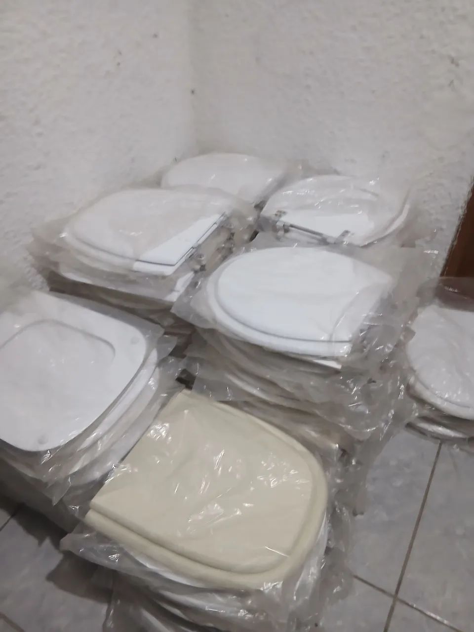 Assentos de acrílico 
