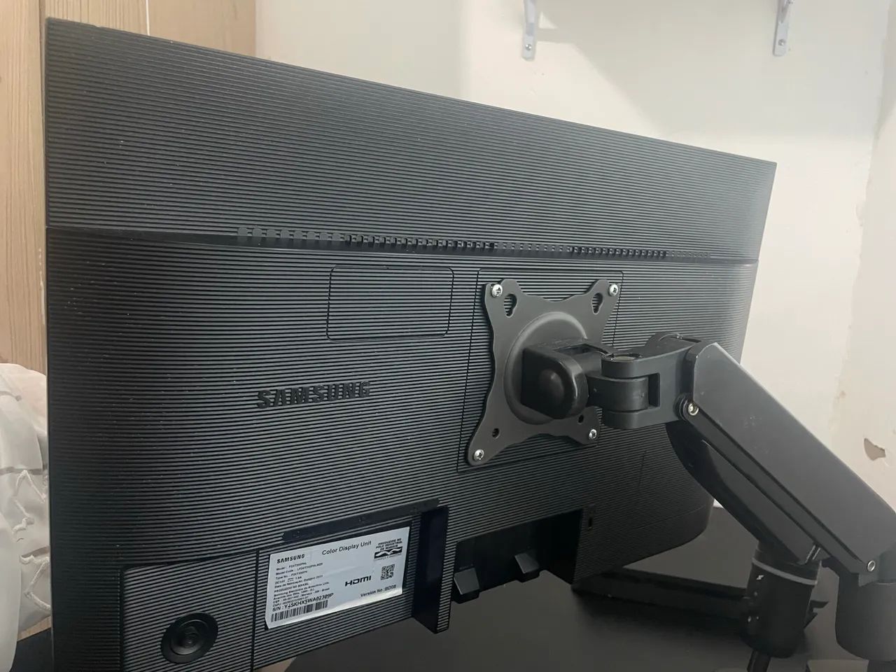 Monitor Samsung 24p 75hz (com defeito)