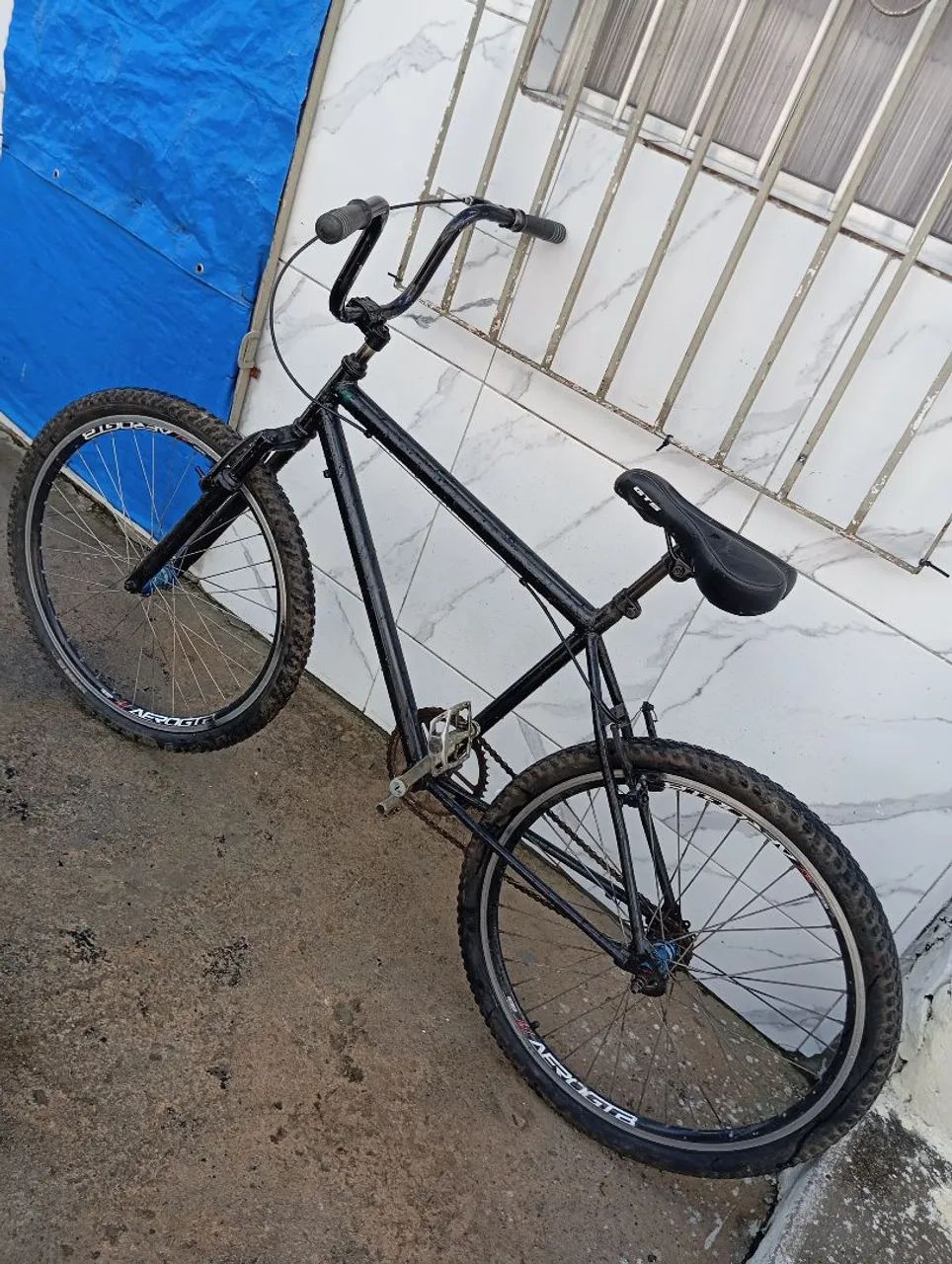Bike top aro 26 , pegar e andar  - Foto 3