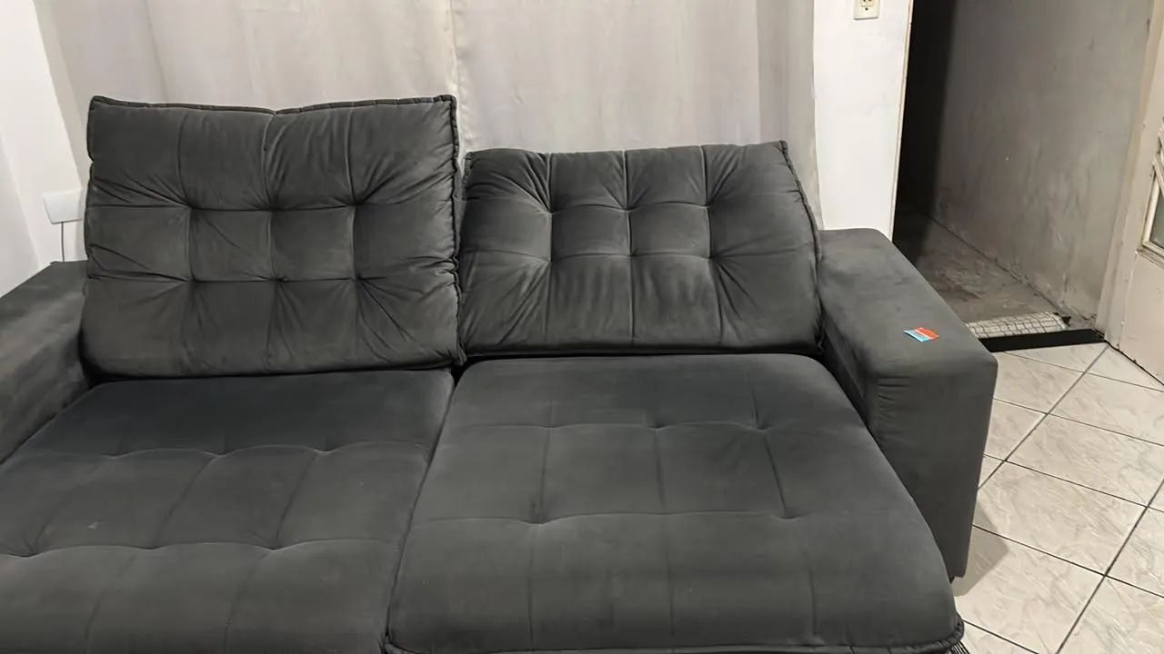 Sofá Retrátil e Reclinável em excelente estado! - Foto 2
