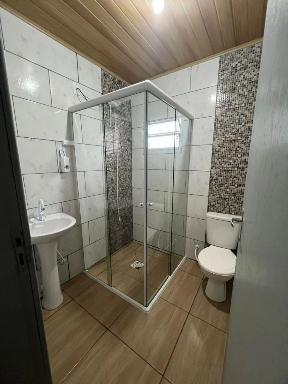 Aluga-se casa sozinha no terreno  - Foto 5