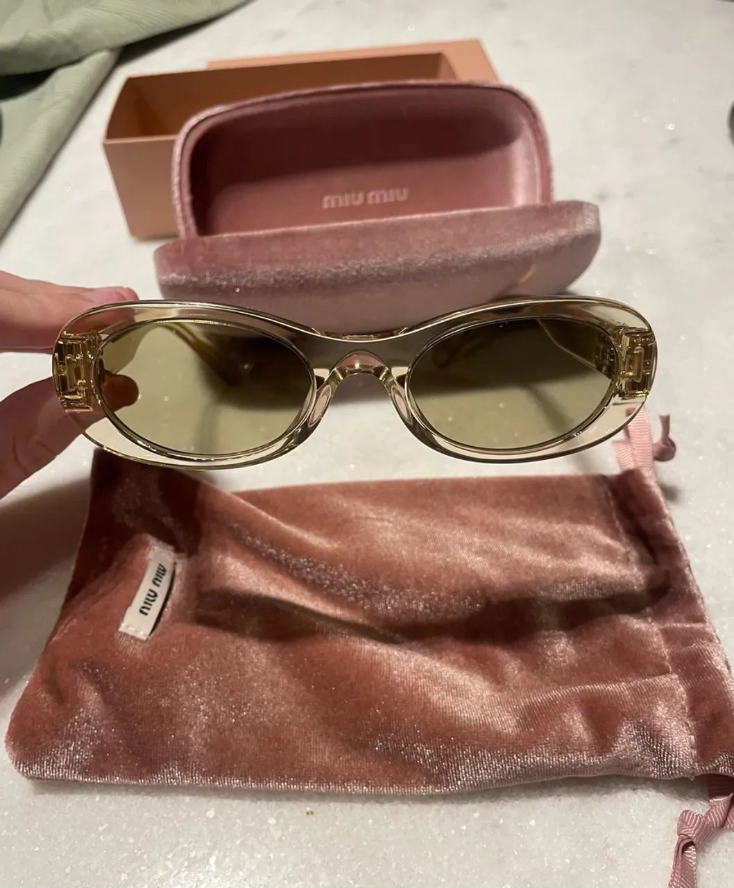 Óculos de sol miu miu 